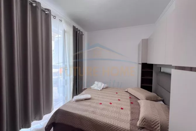 Shtepi me qera Apartament ne Tirane, 2+1, Mobilimi E mobiluar, Pagesa 780  Euro.