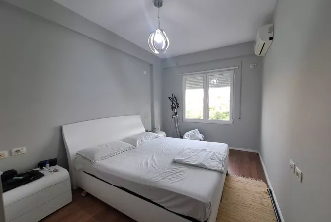 Shtepi me qera 2+1 ne Tirane - 900 Euro