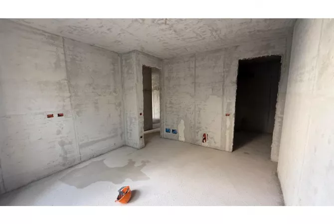 Shtepi ne shitje Apartament ne Tirane, 2+1, Mobilimi Bosh, pa mobiluar, Pagesa 237,000  Euro.