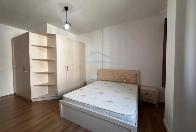Shtepi me qera Apartament ne Tirane, 2+1, Mobilimi E mobiluar, Pagesa 650  Euro.