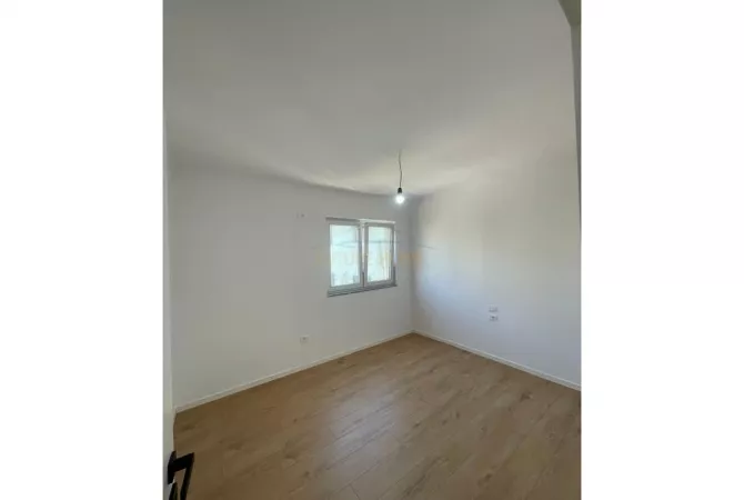 Shtepi ne shitje 2+1 ne Tirane - 138,000 Euro