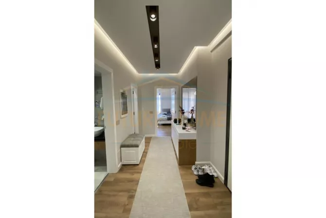 Casa in vendita 3+1 a Tirana - 280,000 Euro