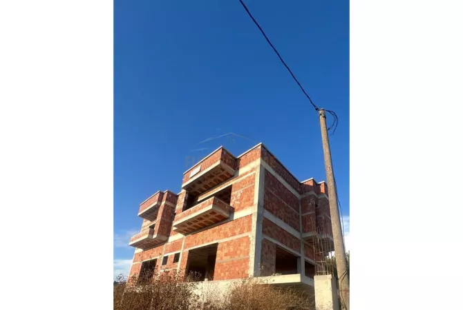 Shtepi ne shitje 4+1 ne Durres - 1,250,000 Euro