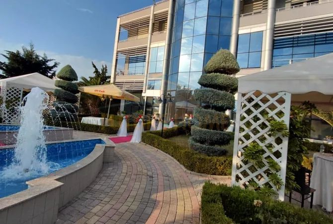 Ambient biznesi ne shitje 5+1 ne Kavaje - 1,000,000 Euro