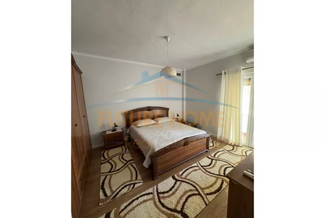 Shtepi me qera Apartament ne Tirane, 2+1, Mobilimi E mobiluar, Pagesa 600  Euro.