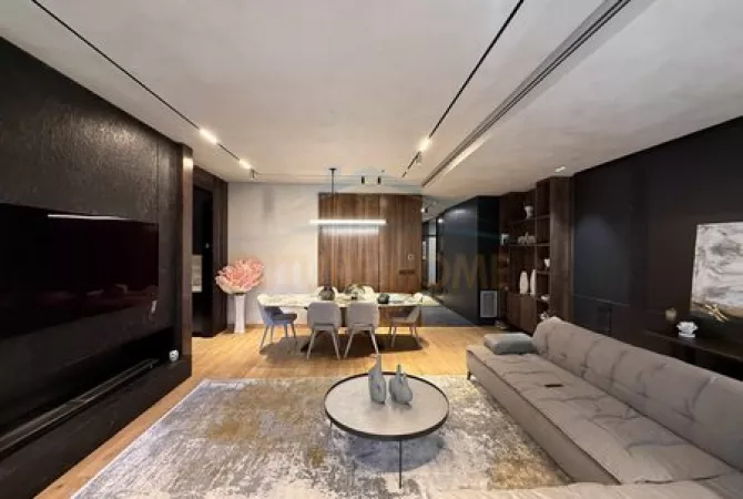 Casa in vendita 3+1 a Tirana - 700,000 Euro