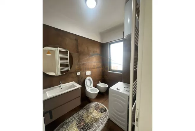 Shtepi me qera Apartament ne Tirane, 2+1, Mobilimi E mobiluar, Pagesa 800  Euro.