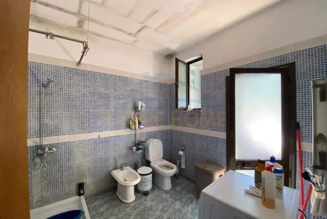 Shtepi me qera 2+1 ne Tirane - 650 Euro