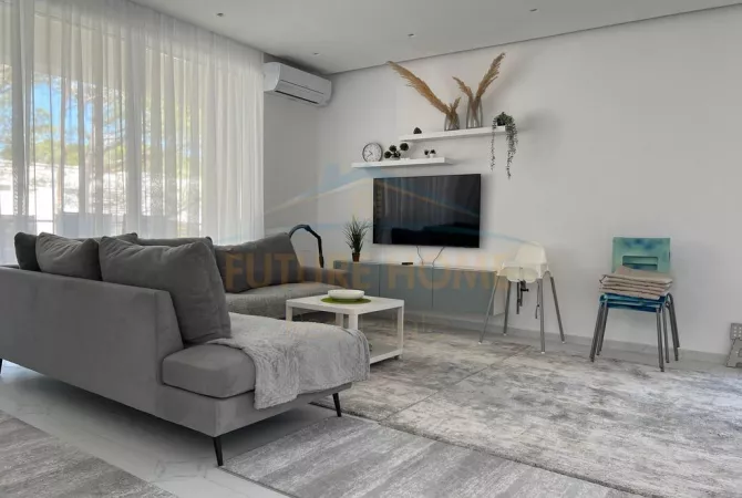 Shtepi ne shitje Apartament ne Durres, 2+1, Mobilimi E mobiluar, Pagesa 310,620  Euro.