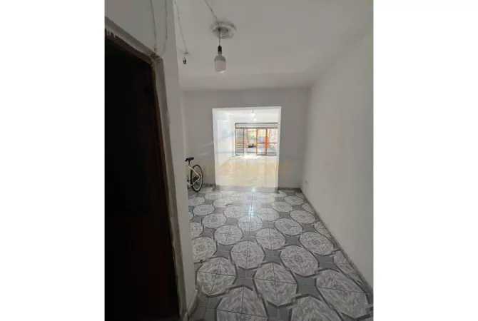 Ambient biznesi ne shitje 1+1 ne Tirane - 100,000 Euro