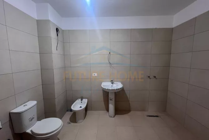 Shtepi ne shitje 3+1 ne Tirane - 190,148 Euro