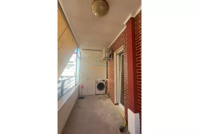 Shtepi me qera Apartament ne Tirane, 2+1, Mobilimi E mobiluar, Pagesa 700  Euro.