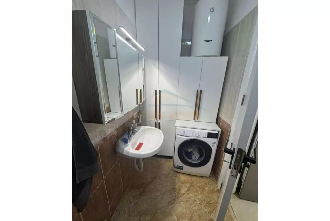 Shtepi ne shitje 1+1 ne Tirane - 105,000 Euro