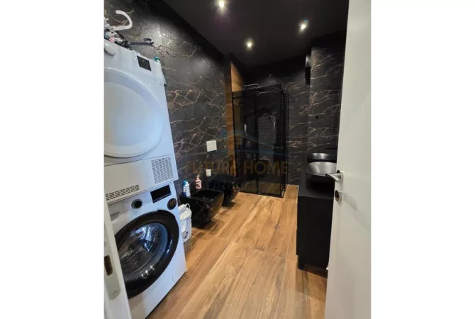 Shtepi ne shitje 2+1 ne Tirane - 450,000 Euro