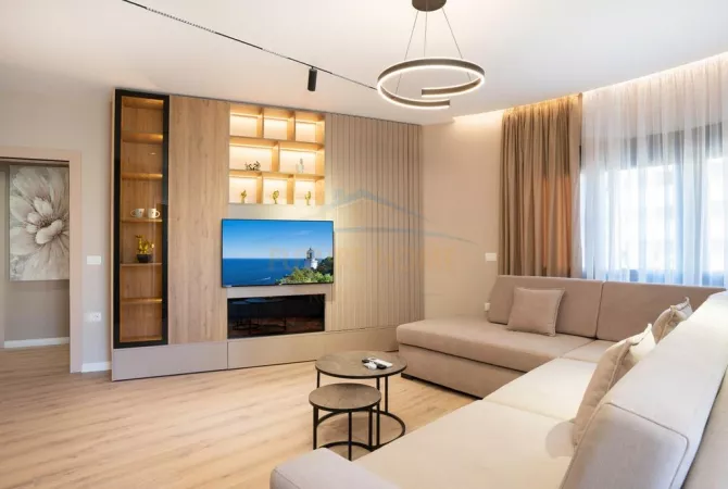 Shtepi ne shitje 2+1 ne Tirane - 210,000 Euro
