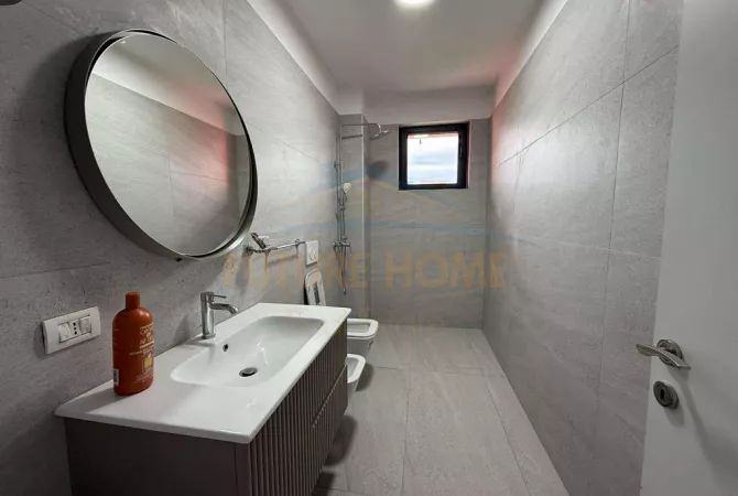Shtepi me qera 2+1 ne Tirane - 650 Euro