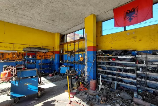 Ambient biznesi ne shitje 6+1 ne Durres - 1,000,000 Euro