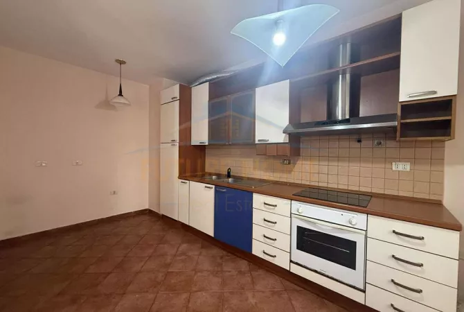 Apartment for sale in Tirana 2+1, Emty