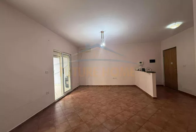 Apartment for sale in Tirana 2+1, Emty