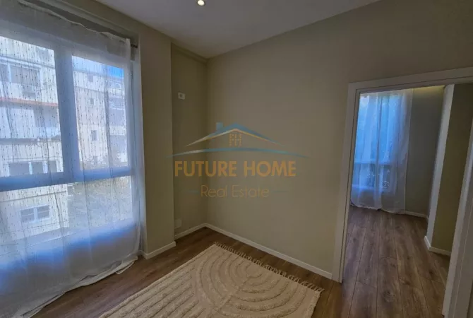 Shtepi ne shitje Apartament ne Tirane, 1+1, Mobilimi Bosh, pa mobiluar, Pagesa 122,000  Euro.