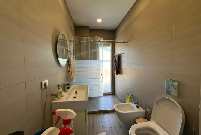 Casa in vendita 3+1 a Tirana - 250,000 Euro