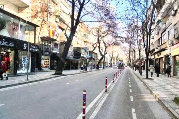 Ambient biznesi ne shitje 1+1 ne Tirane - 270,000 Euro
