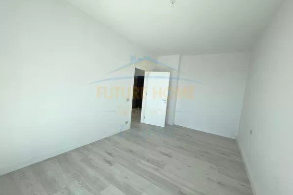 Ambient biznesi me qera 3+1 ne Tirane - 700 Euro