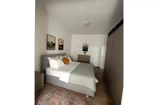 Shtepi me qera 2+1 ne Tirane - 950 Euro