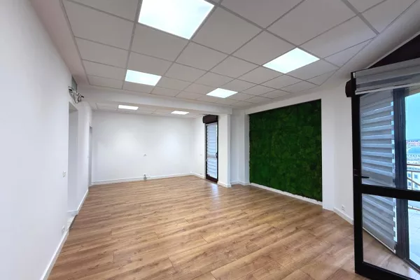 Ambient Biznesi, Qender, Tirane.