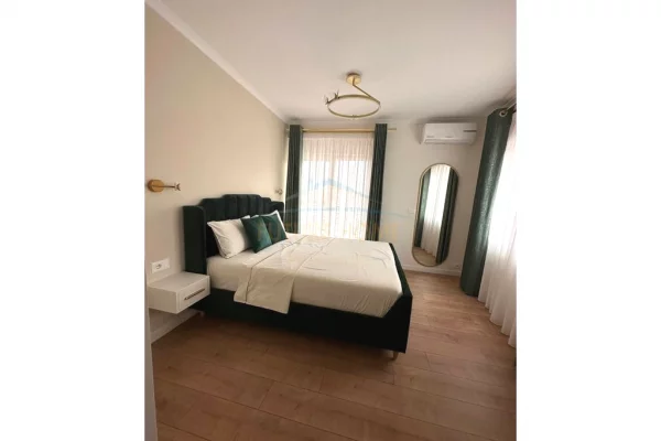 Casa in affitto 3+1 a Tirana - 1,100 Euro