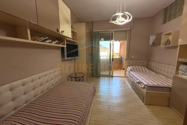 Shtepi ne shitje 2+1 ne Tirane - 235,000 Euro