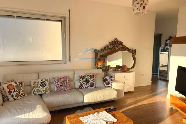 Shtepi ne shitje 1+1 ne Tirane - 440,000 Euro