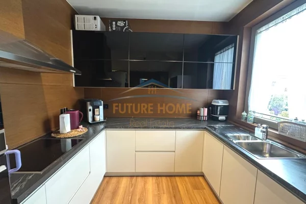 Shtepi ne shitje 2+1 ne Tirane - 440,000 Euro