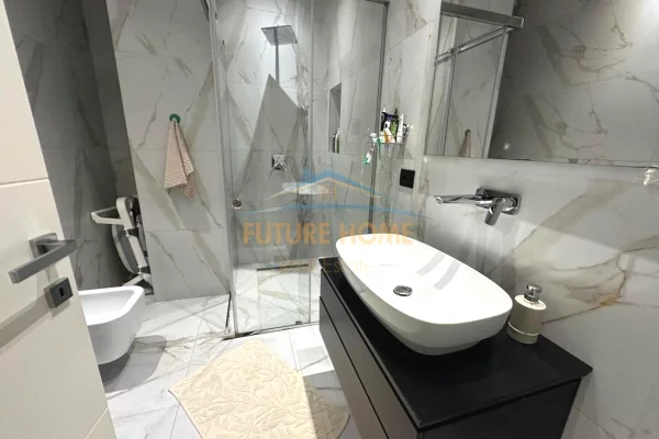 Shtepi ne shitje 2+1 ne Tirane - 440,000 Euro