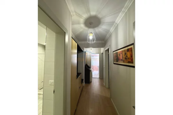 Casa in affitto 2+1 a Tirana - 1,100 Euro