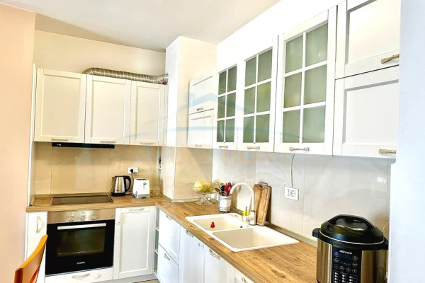 Shtepi ne shitje 2+1 ne Tirane - 175,000 Euro