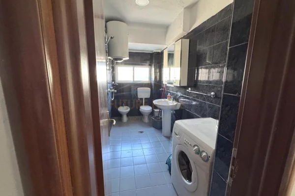 Shtepi ne shitje 2+1 ne Tirane - 135,000 Euro