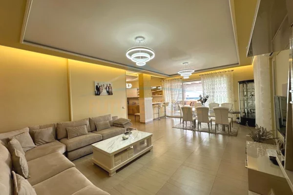 Shtepi ne shitje 2+1 ne Tirane - 260,000 Euro