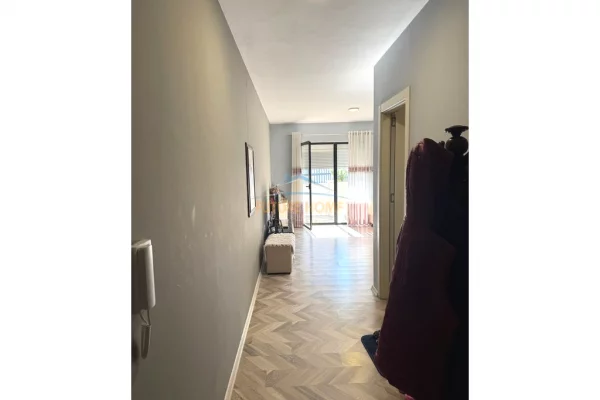 Shtepi ne shitje 2+1 ne Tirane - 215,900 Euro
