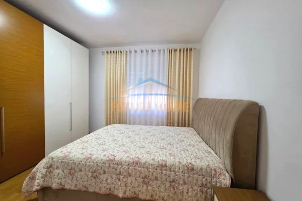 Shtepi ne shitje 1+1 ne Tirane - 650,000 Euro