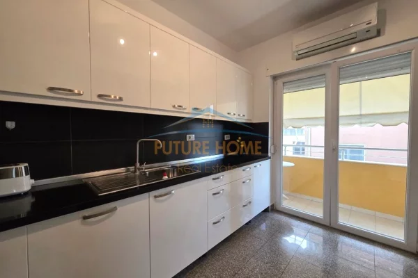 Shtepi ne shitje 1+1 ne Tirane - 650,000 Euro