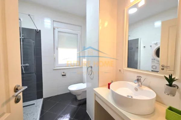Shtepi ne shitje 1+1 ne Tirane - 650,000 Euro