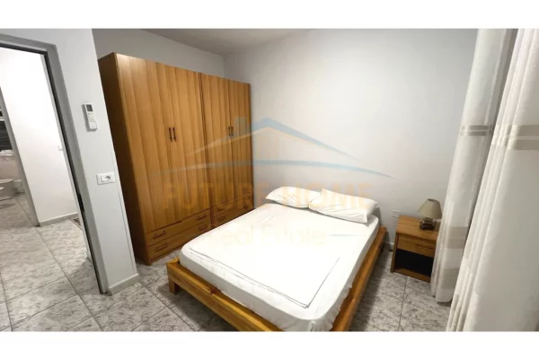 Shtepi me qera 2+1 ne Tirane - 650 Euro