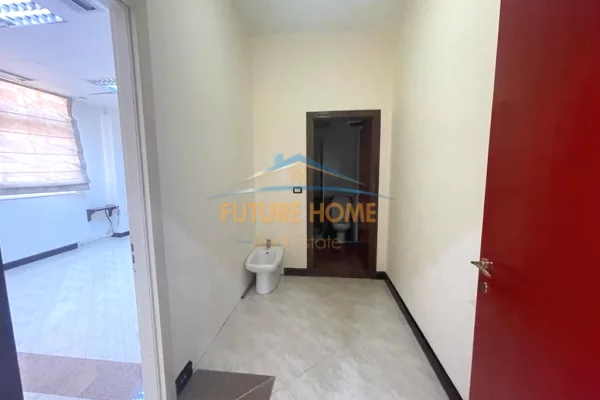 Apartment for sale in Tirana 3+1, Emty