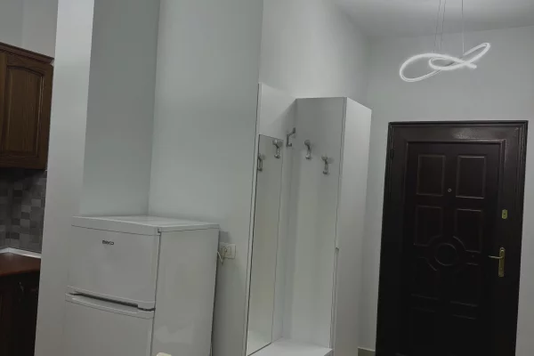 Appartamento in affitto a Tirana 1+1, Arredato