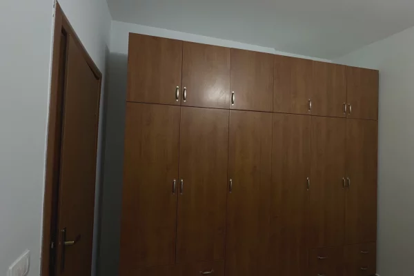 Appartamento in affitto a Tirana 1+1, Arredato