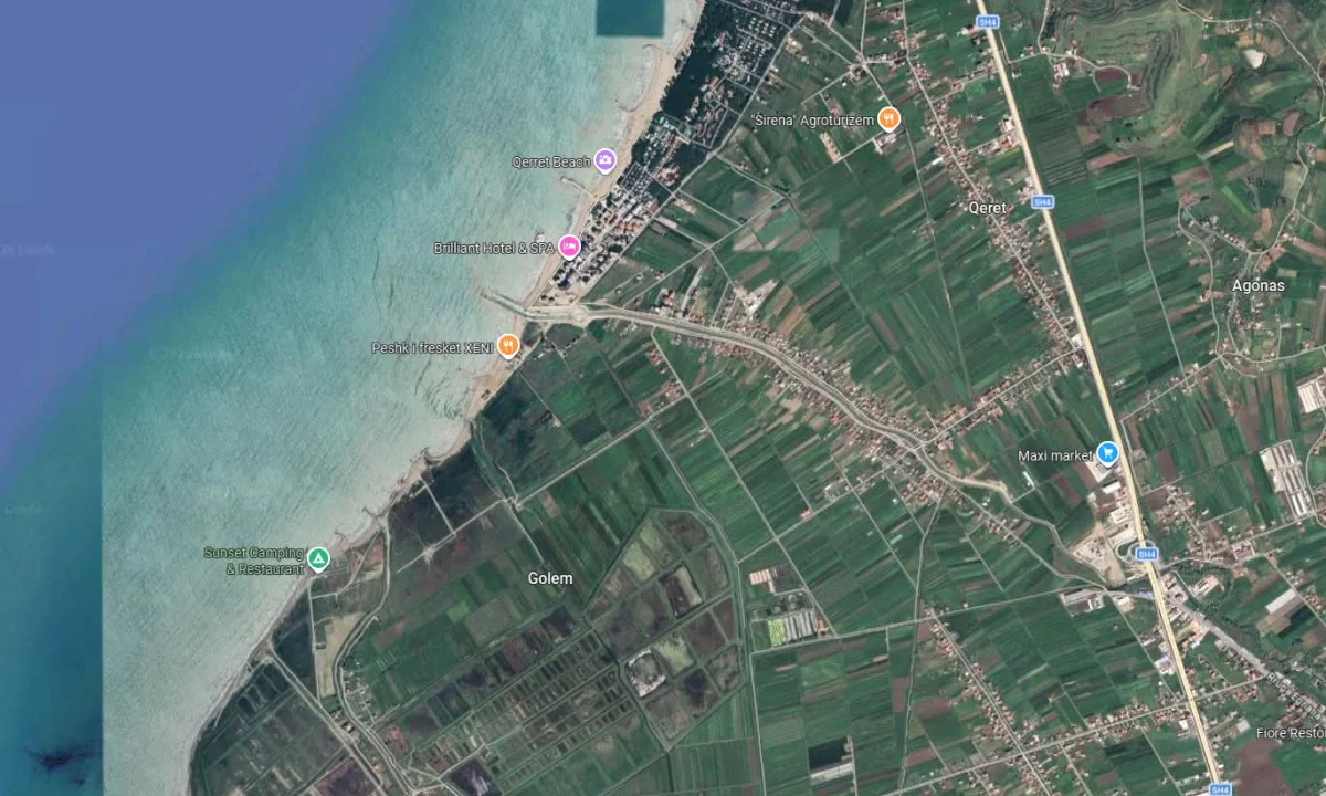 SHITET TOKE 1000 M2 - PRANE PLAZHIT QERRET