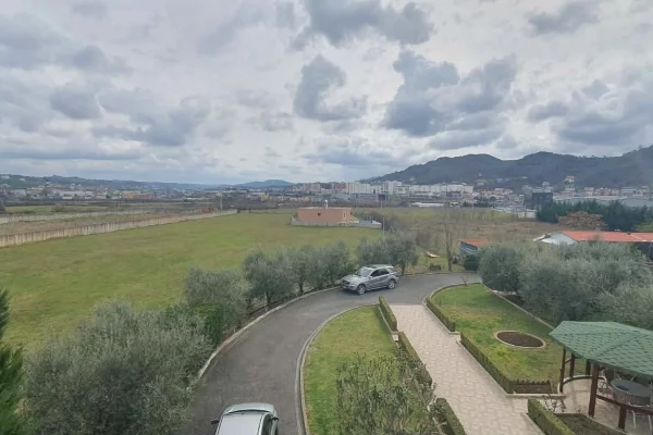 SHITET 10 000 M2 TOKE NE VORE, TIRANE-DURRES
