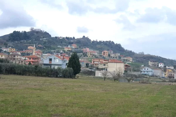 SHITET 10 000 M2 TOKE NE VORE, TIRANE-DURRES