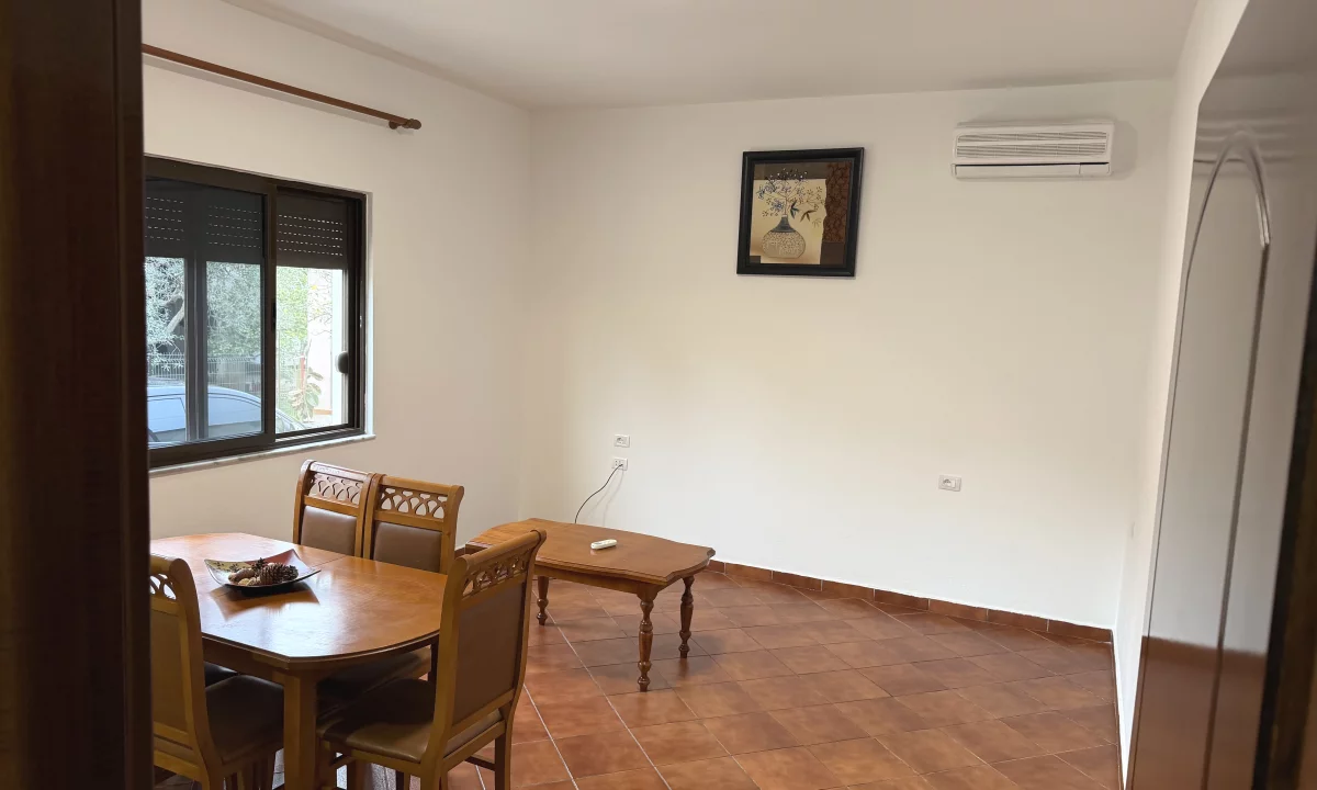 Private house for rent in Tirana 2+1, Furnished